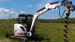Аренда экскаватора погрузчика с ямобуром в Ессентуки цена от 1563 руб
